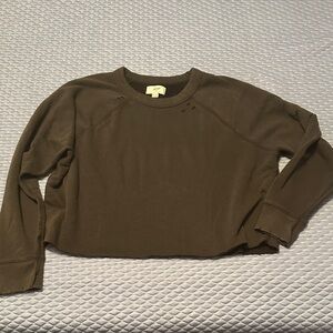 Gray Long Sleeve Crop Sweatshirt